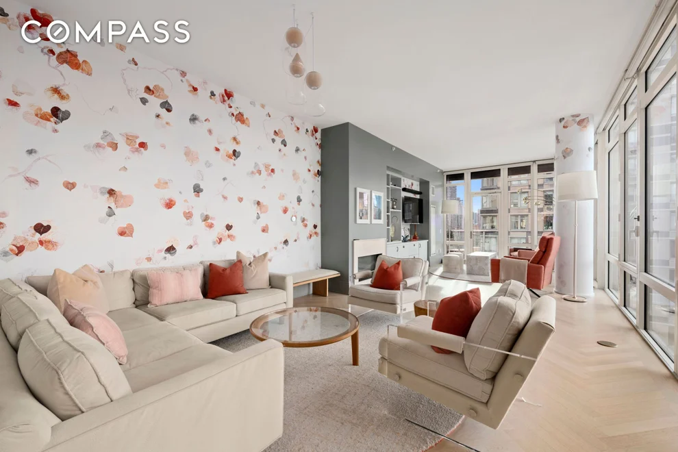 Unit for sale at 305 E 85th Street, Manhattan, NY 10028