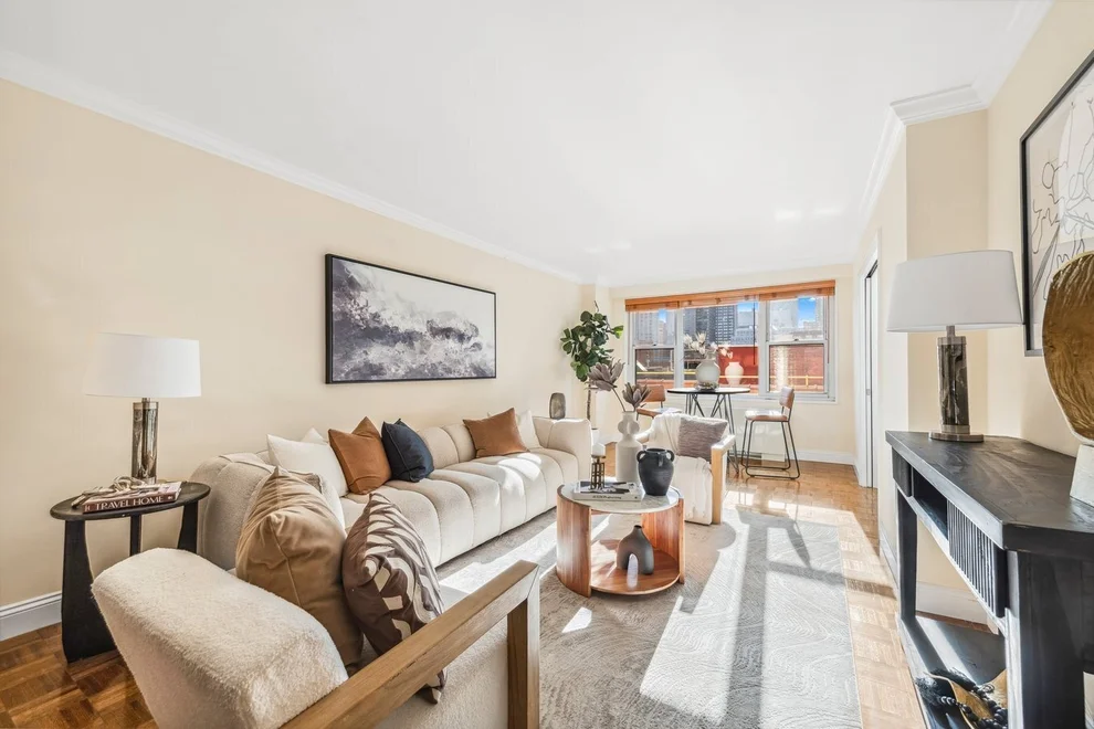 Unit for sale at 400 E 77th Street, Manhattan, NY 10075