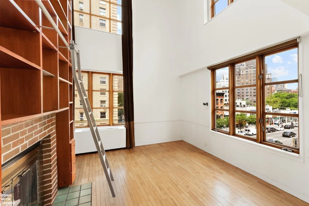 Unit for sale at 126 WAVERLY Place, Manhattan, NY 10011