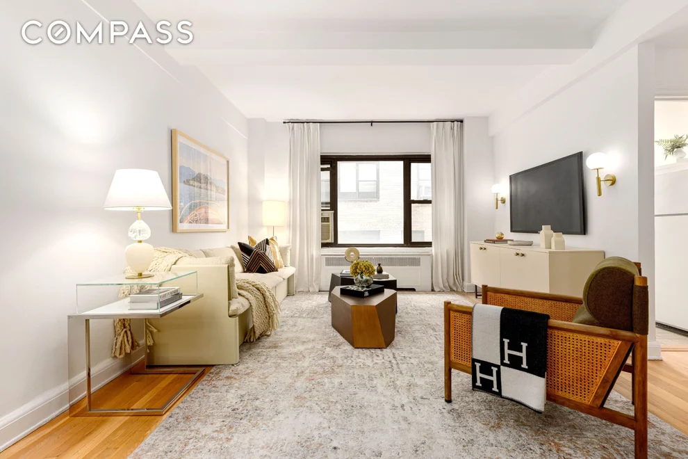 Unit for sale at 400 E 52nd Street, Manhattan, NY 10022