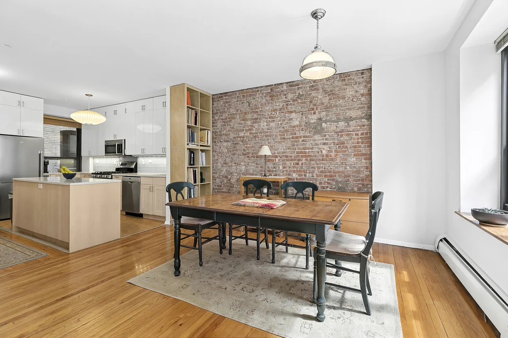 Unit for sale at 305 W 98TH Street, Manhattan, NY 10025