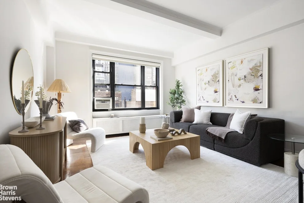 Unit for sale at 128 CENTRAL Park S, Manhattan, NY 10019
