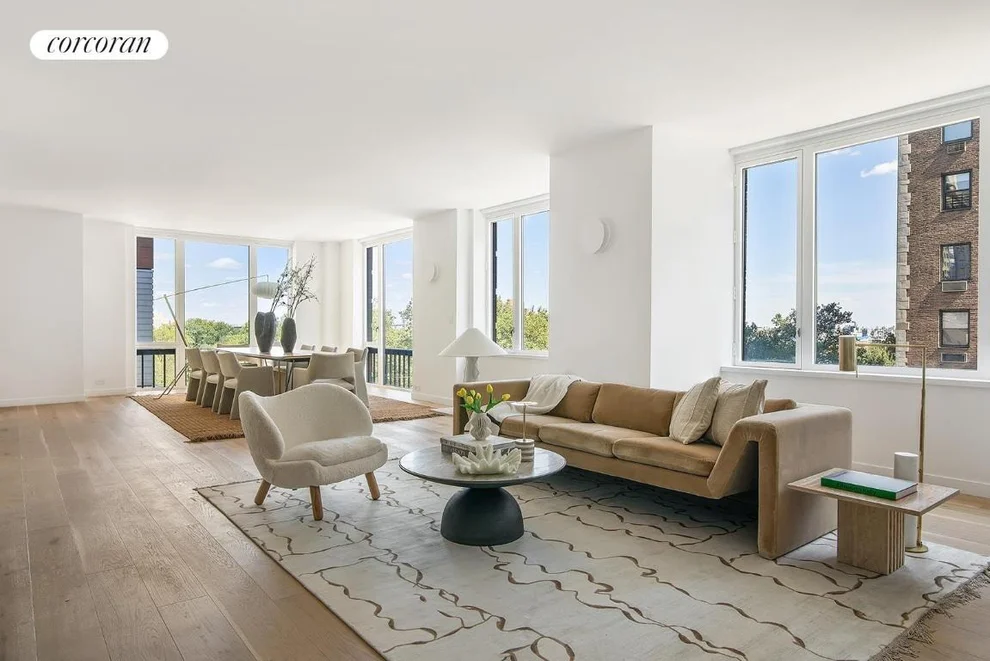 Unit for sale at 90 E END Avenue, Manhattan, NY 10028