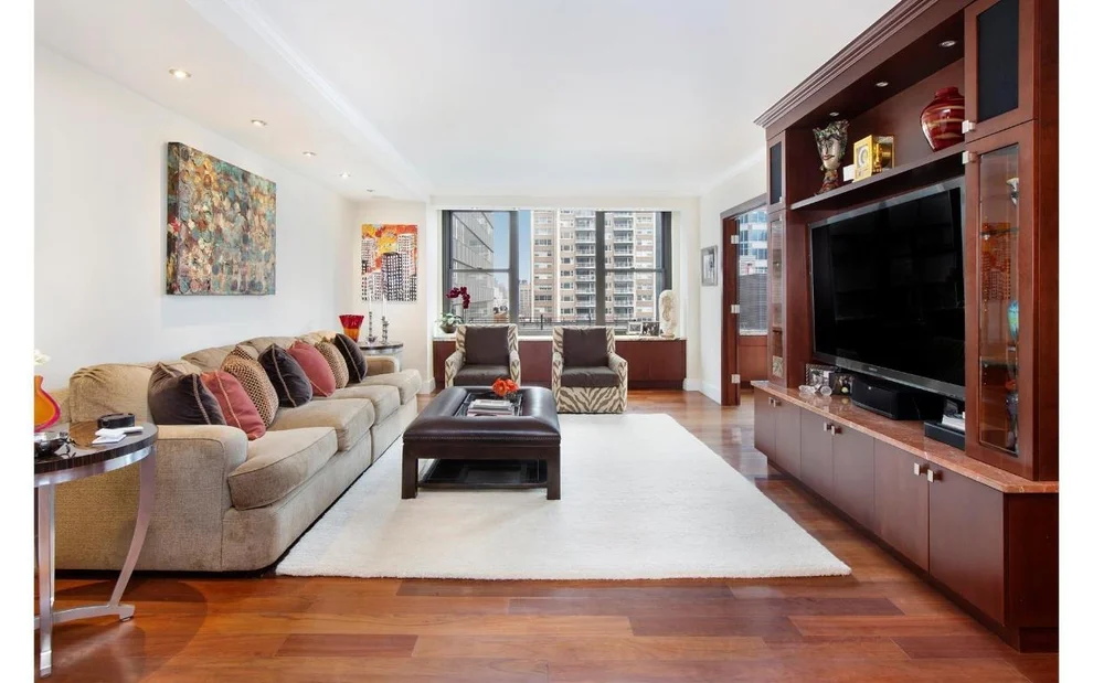 Unit for sale at 117 E 57th Street, Manhattan, NY 10022