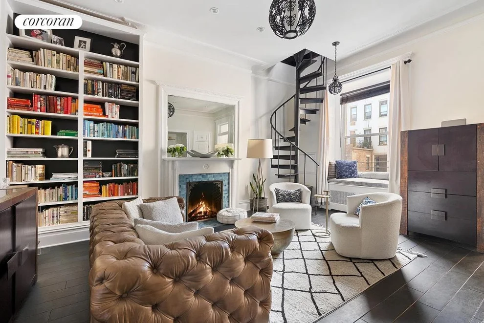 Unit for sale at 116 W 76TH Street, Manhattan, NY 10023