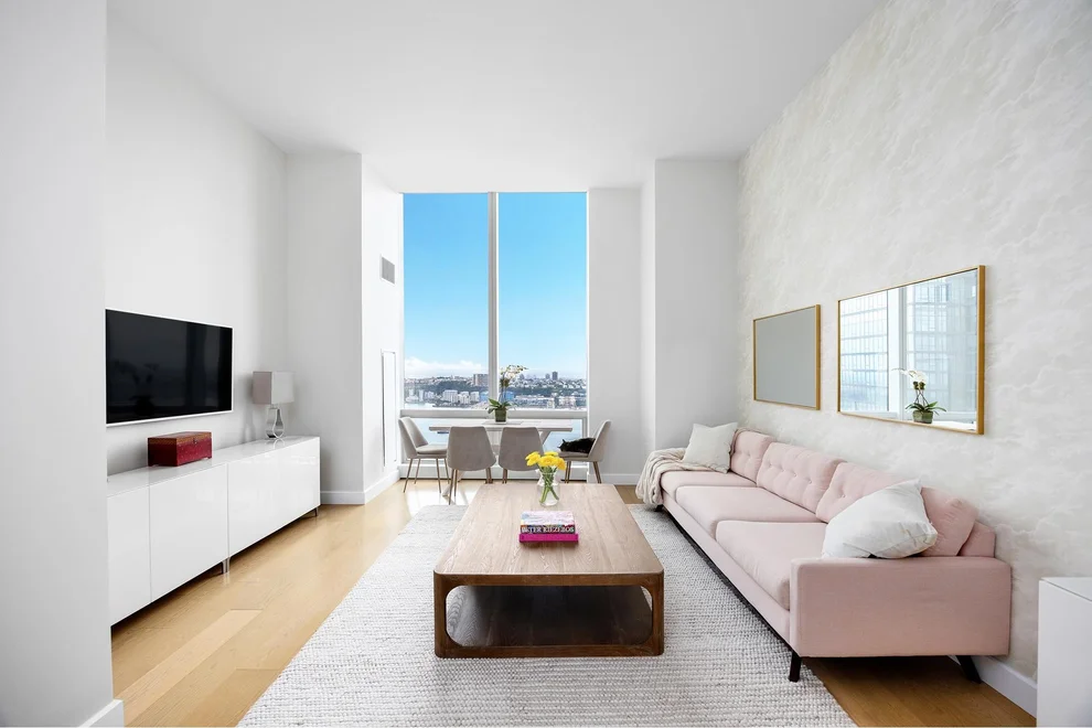 Unit for sale at 15 HUDSON YARDS, Manhattan, NY 10001