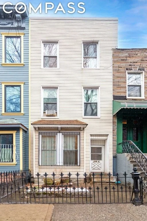 Unit for sale at 119A India Street, Brooklyn, NY 11222