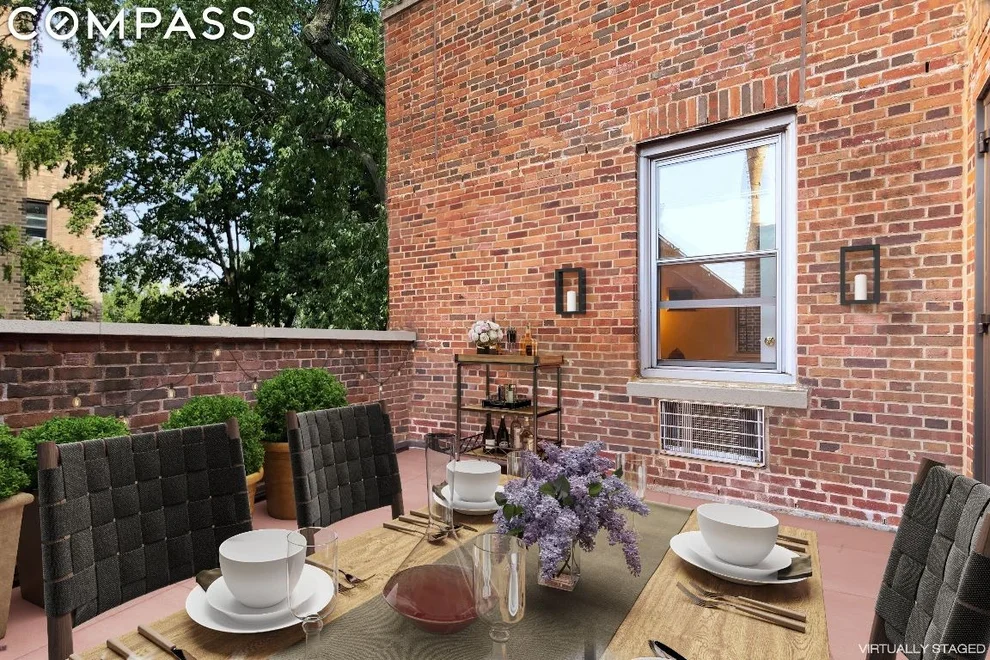 Unit for sale at 689 Fort Washington Avenue, Manhattan, NY 10040
