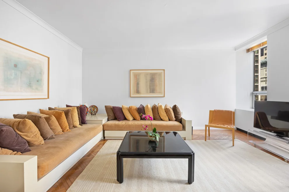 Unit for sale at 15 W 53RD Street, Manhattan, NY 10019