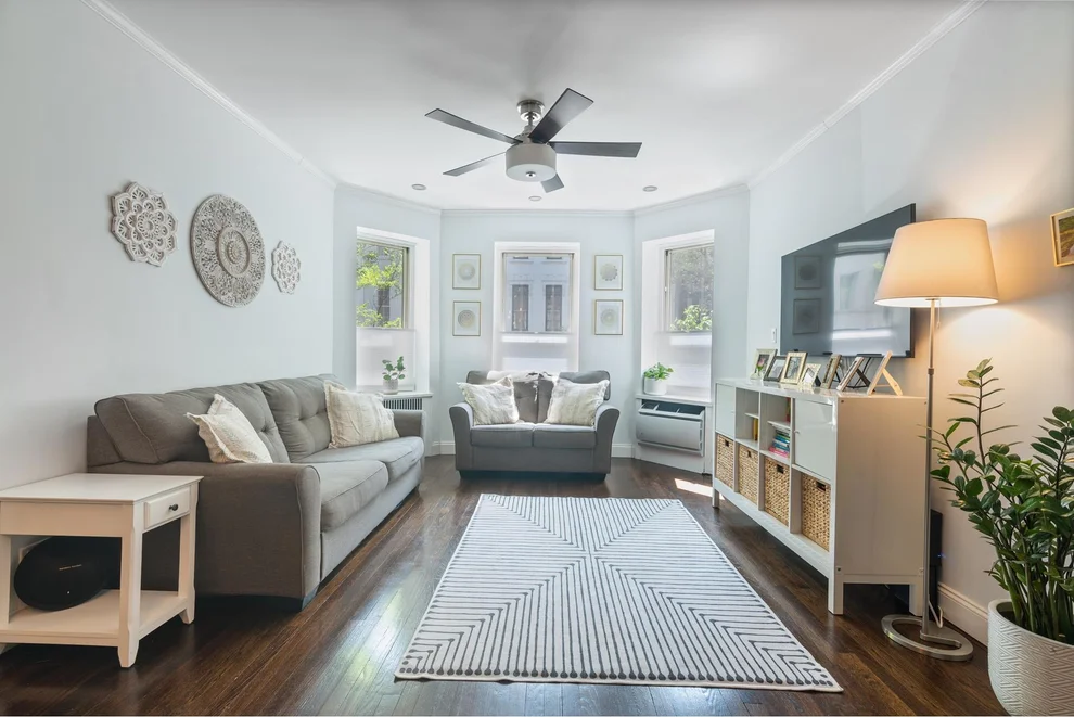 Unit for sale at 515 E 89TH Street, Manhattan, NY 10128