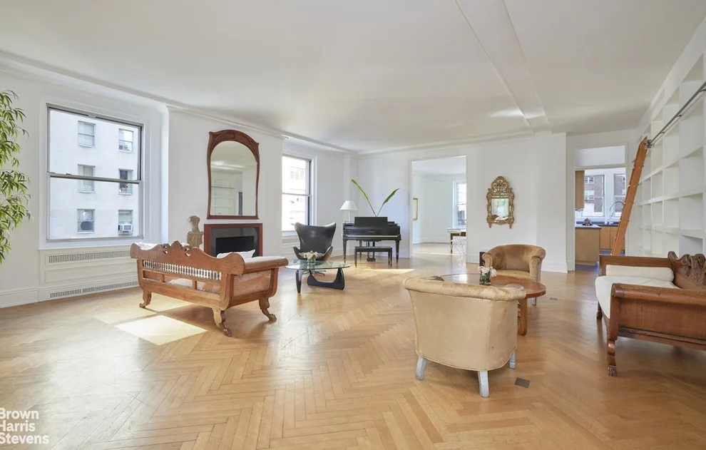 Unit for sale at 31 E 72ND Street, Manhattan, NY 10021