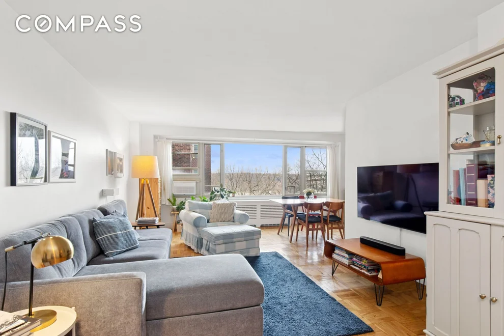 Unit for sale at 900 W 190th Street, Manhattan, NY 10040