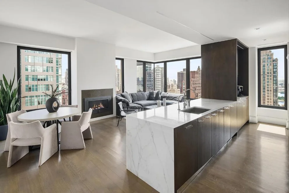 Unit for sale at 301 E 50TH Street, Manhattan, NY 10022