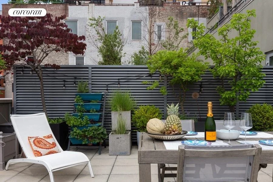 Unit for sale at 144 W 18TH Street, Manhattan, NY 10011