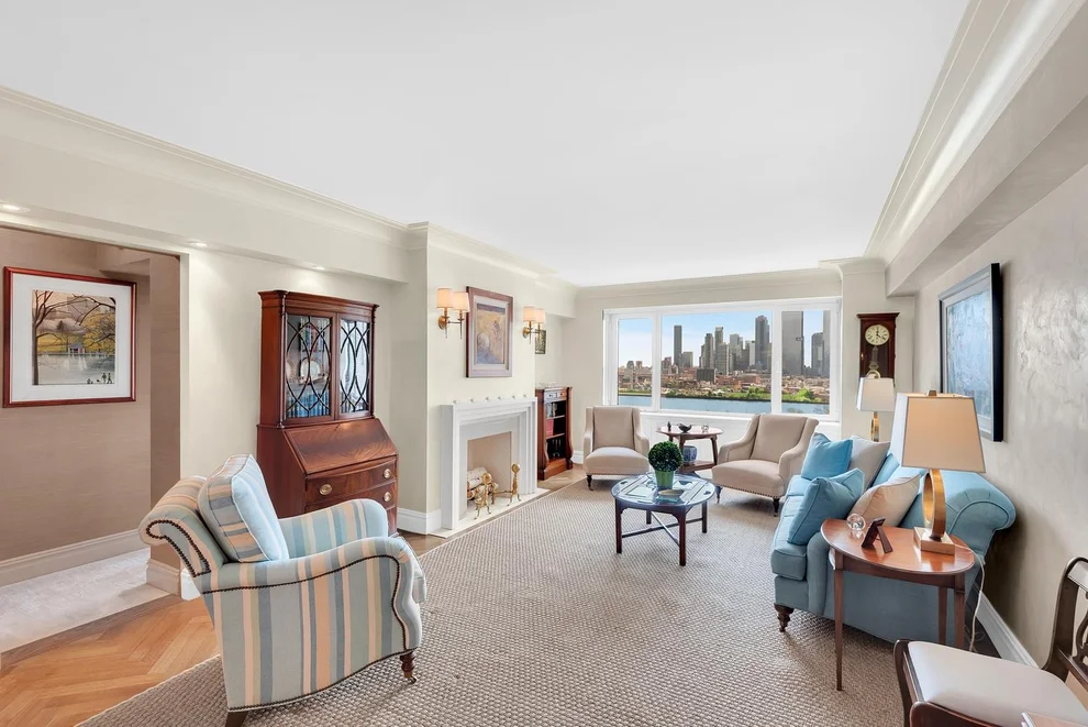 Unit for sale at 45 SUTTON Place S, Manhattan, NY 10022