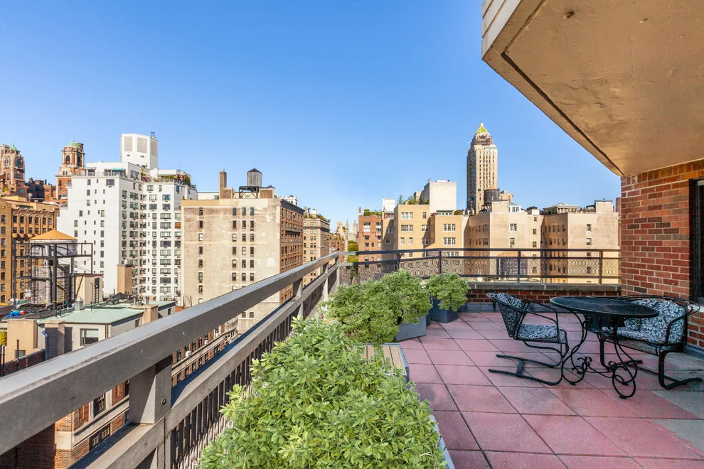 Unit for sale at 123 E 75TH Street, Manhattan, NY 10021