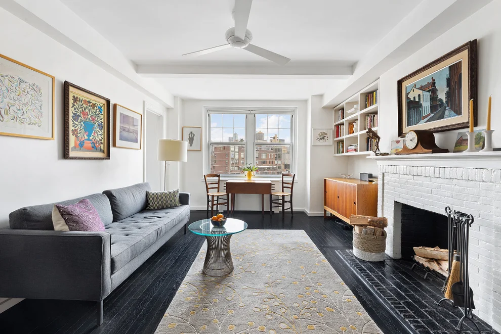 Unit for sale at 2 Horatio Street, Manhattan, NY 10014