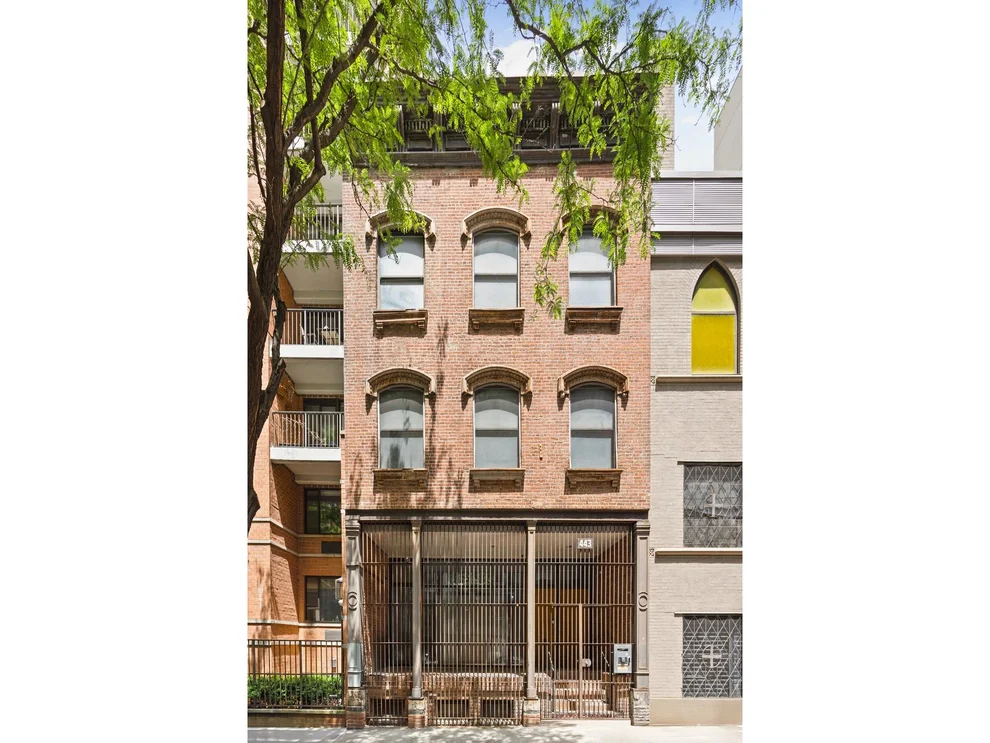 Unit for sale at 443 W 19TH Street, Manhattan, NY 10011