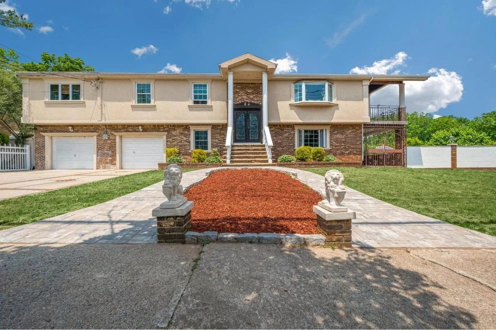 Unit for sale at 393 LAMONT Avenue, StatenIsland, NY 10312