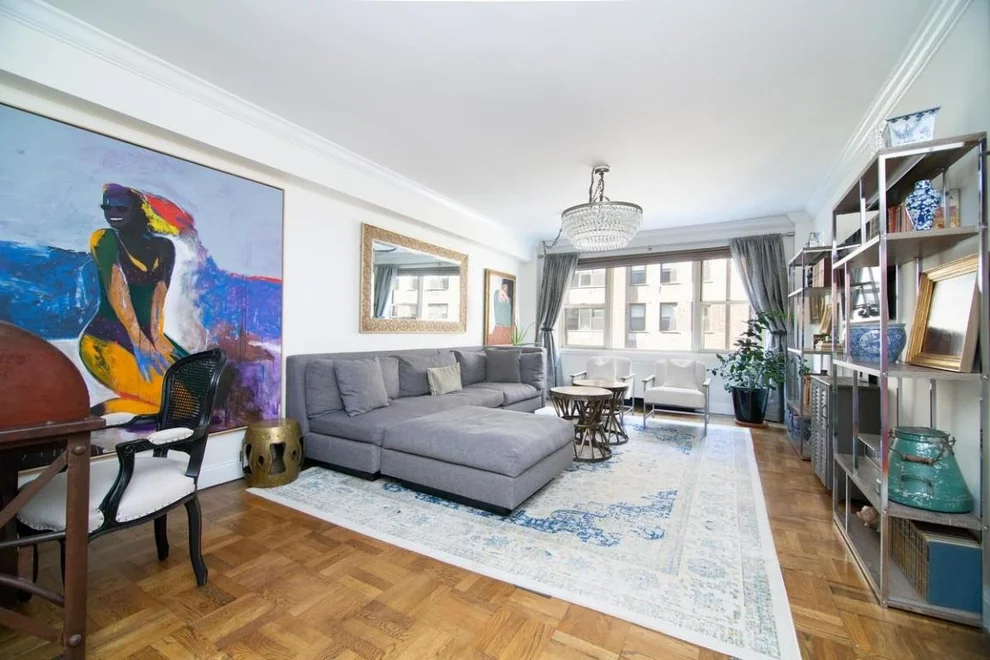 Unit for sale at 415 E 52nd Street, Manhattan, NY 10022