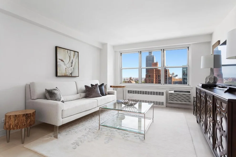 Unit for sale at 401 E 74th Street, Manhattan, NY 10021