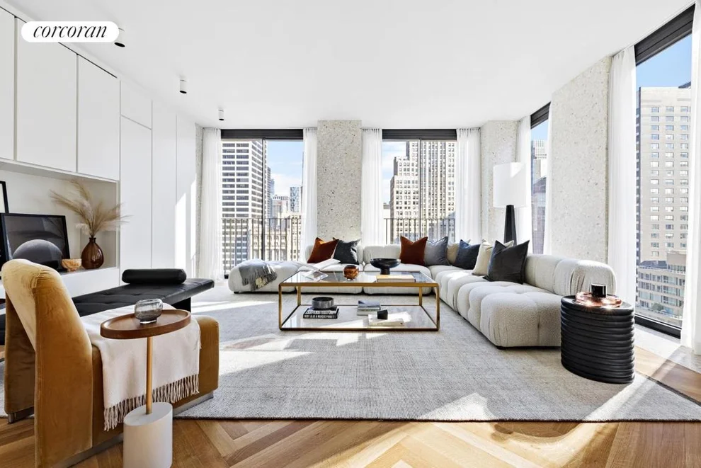 Unit for sale at 16 W 40TH Street, Manhattan, NY 10018