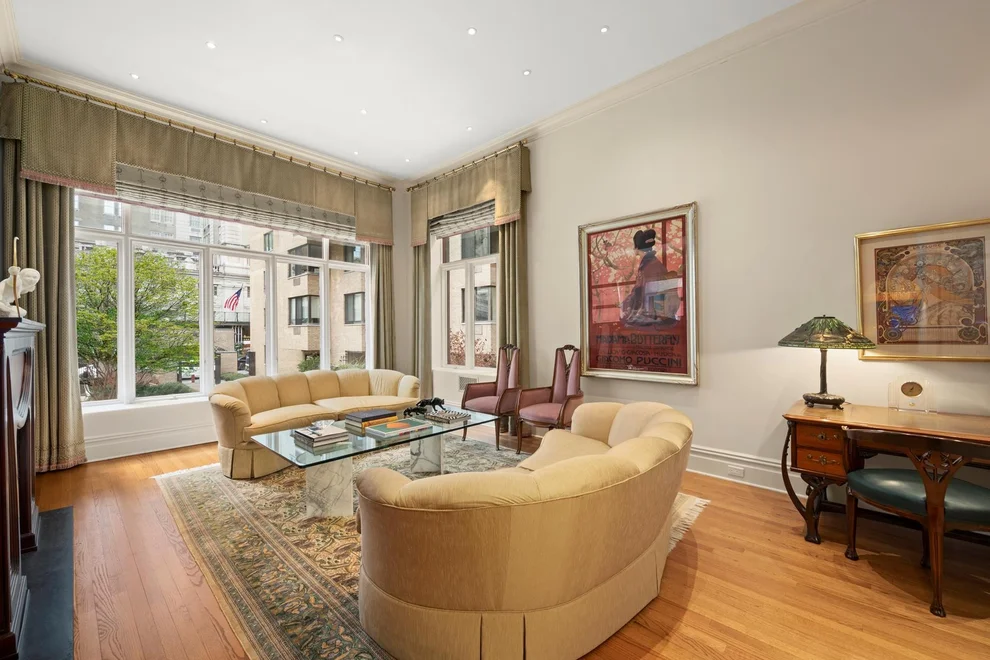 Unit for sale at 4 E 62ND Street, Manhattan, NY 10065