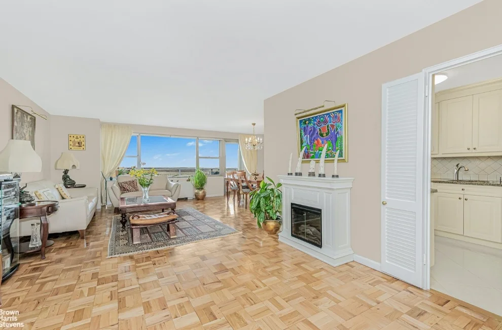 Unit for sale at 2500 JOHNSON Avenue, Bronx, NY 10463