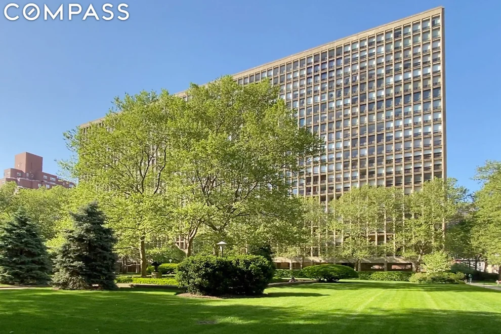 Unit for sale at 330 E 33rd Street, Manhattan, NY 10016