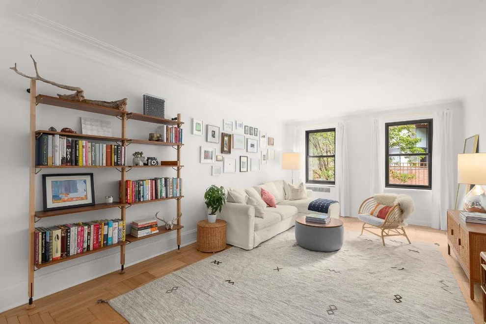 Unit for sale at 161 E 88TH Street, Manhattan, NY 10128