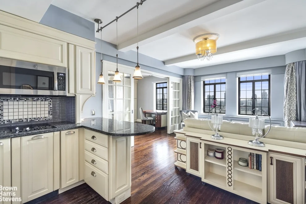 Unit for sale at 5 TUDOR CITY Place, Manhattan, NY 10017
