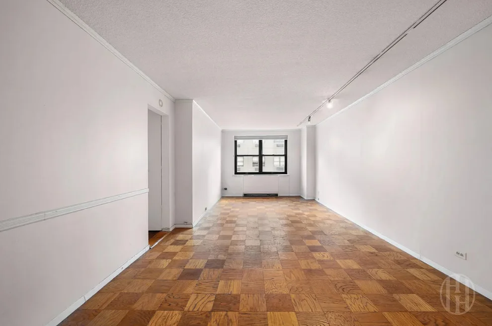 Unit for sale at 200 E 24th Street, Manhattan, NY 10010-3916