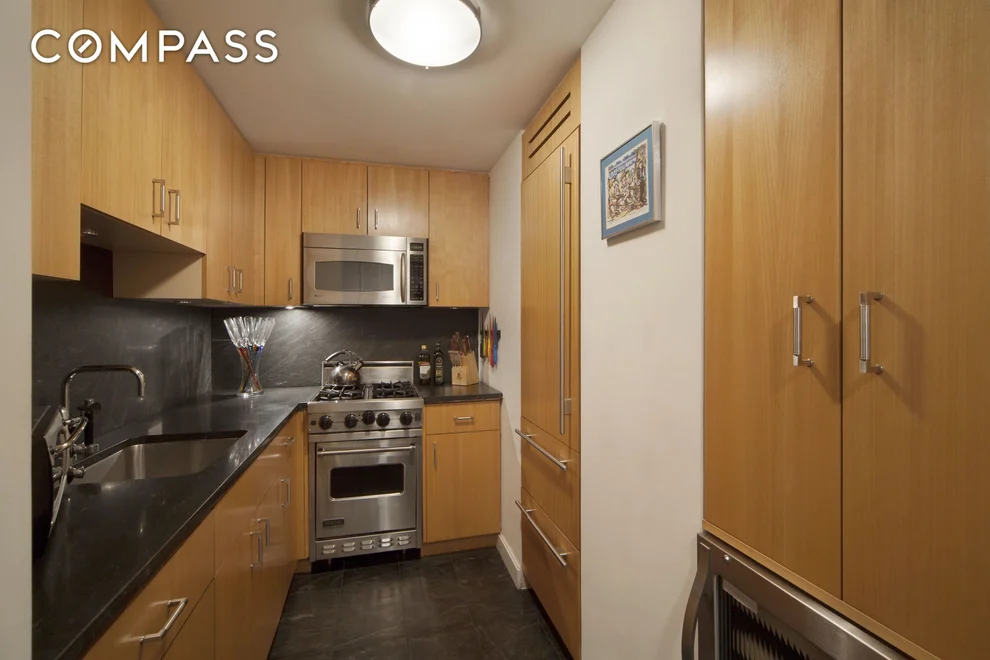 Unit for sale at 100 W 58th Street, Manhattan, NY 10019