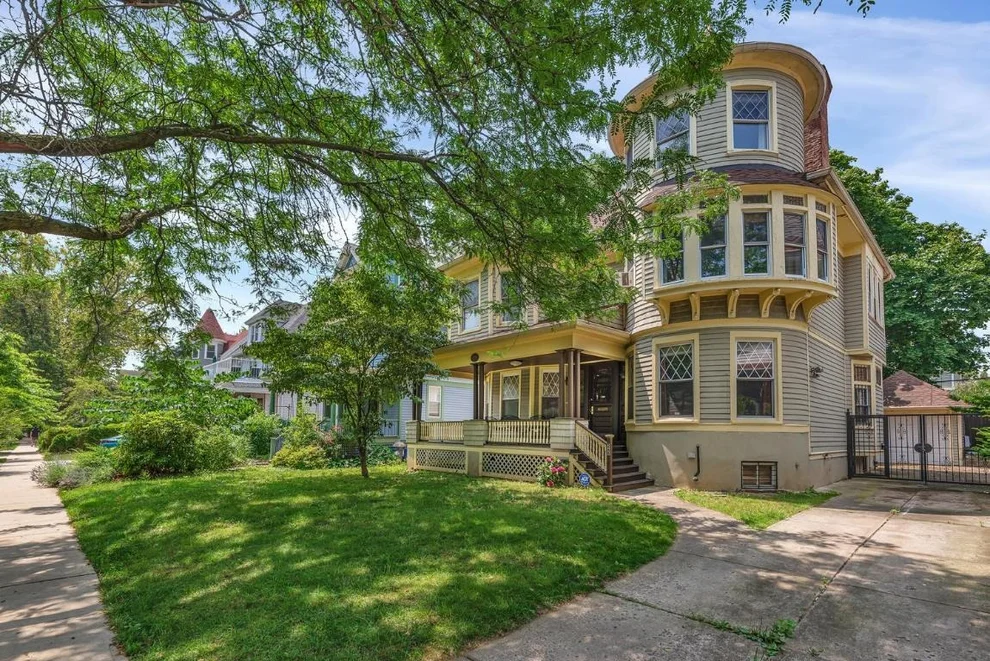 Unit for sale at 268 ARGYLE Road, Brooklyn, NY 11218