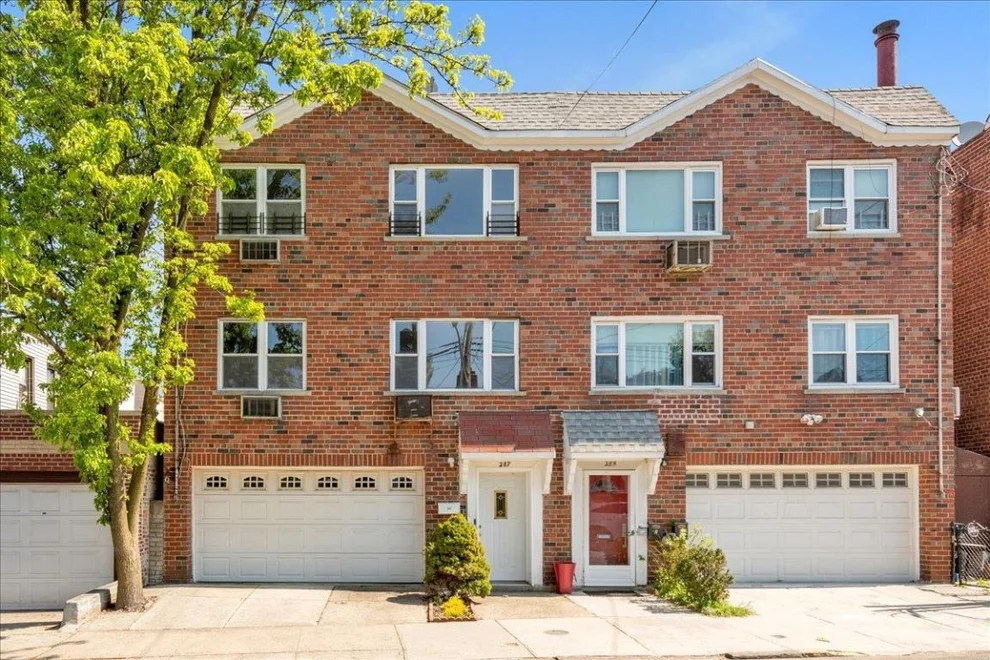 Unit for sale at 287 W 234th Street, Bronx, NY 10463
