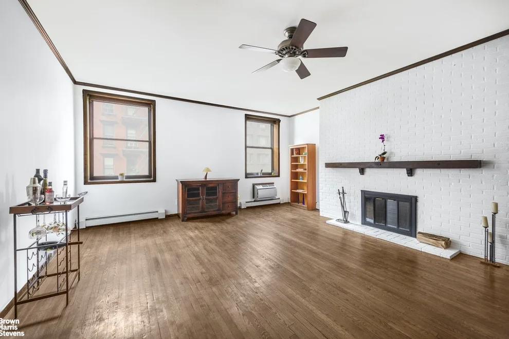 Unit for sale at 521 W 47TH Street, Manhattan, NY 10036