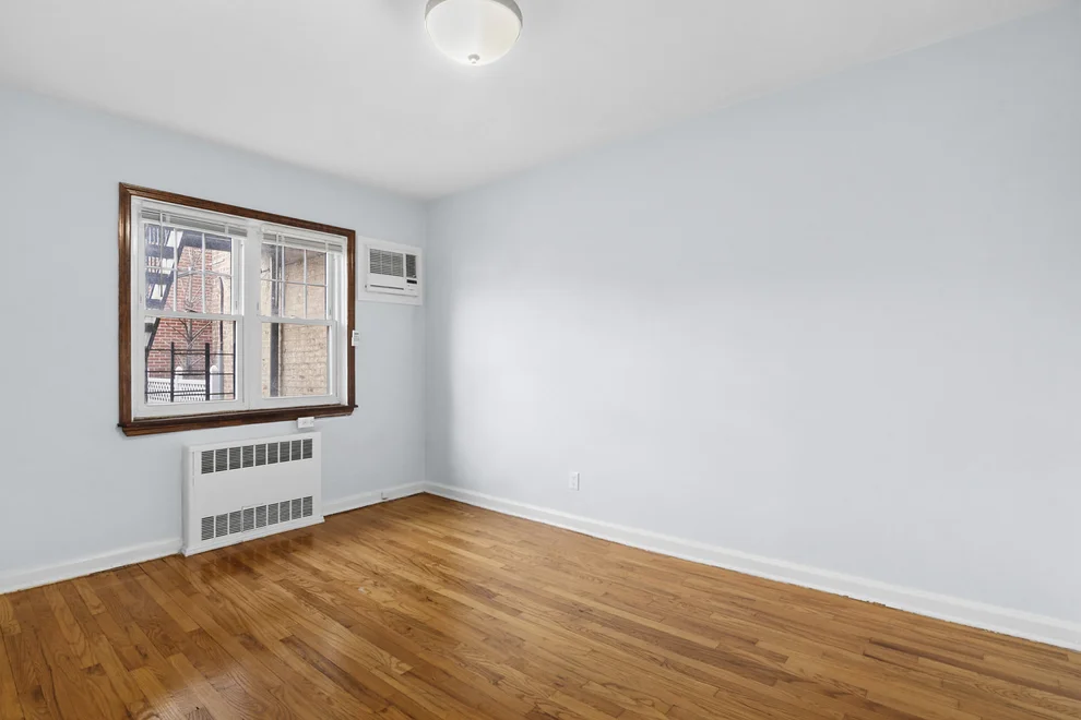 Unit for sale at 65-43 WOODSIDE Avenue, Queens, NY 11377