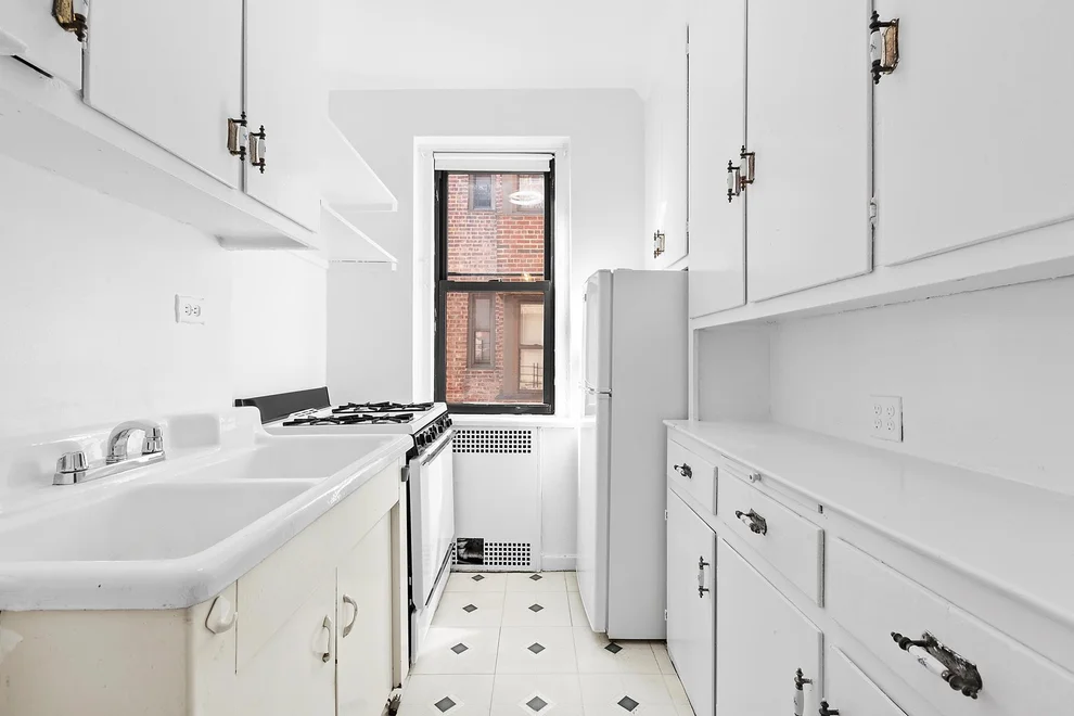 Unit for sale at 2962 Decatur Avenue, Bronx, NY 10458