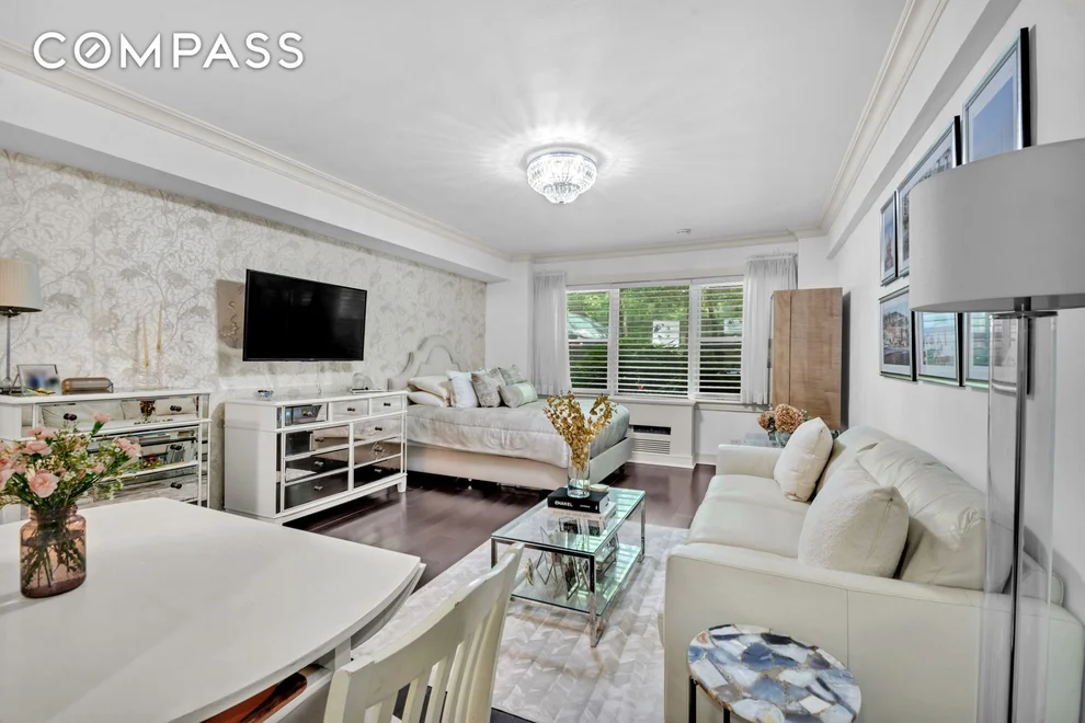 Unit for sale at 310 E 49th Street, Manhattan, NY 10017