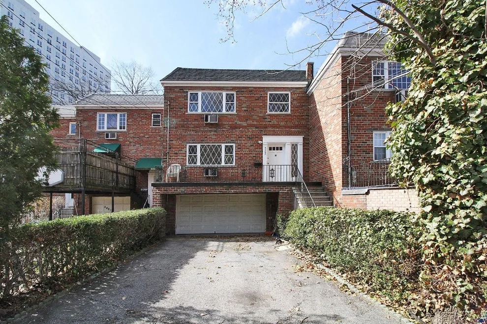 Unit for sale at 5463 Fieldston Road, Bronx, NY 10471