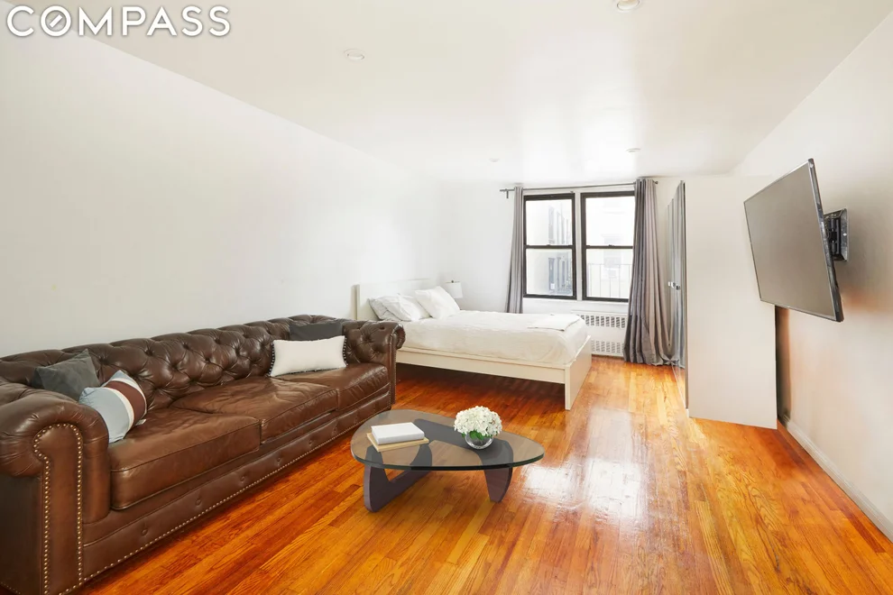 Unit for sale at 229 E 28th Street, Manhattan, NY 10016