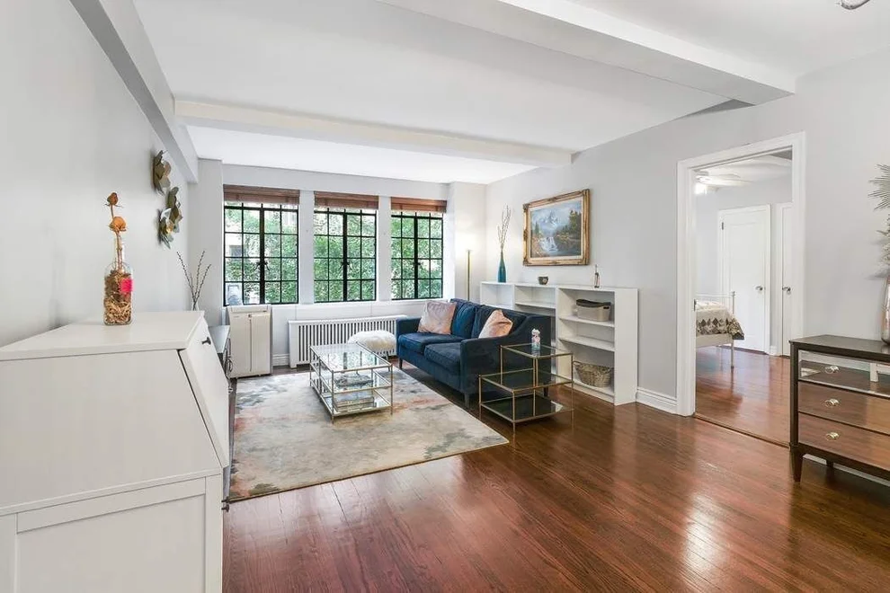 Unit for sale at 321 E 43rd Street, Manhattan, NY 10017