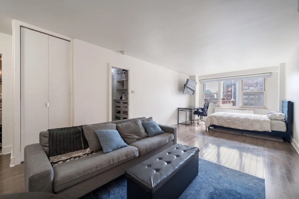 Unit for sale at 305 E 24th Street, Manhattan, NY 10010
