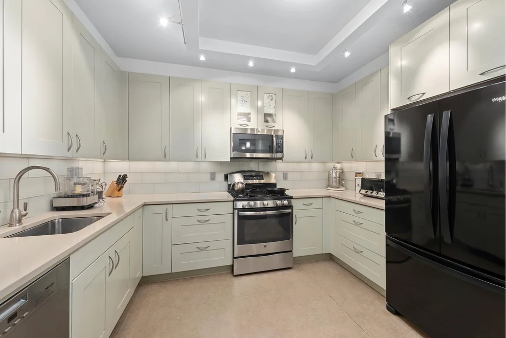 Unit for sale at 272 W 107TH Street, Manhattan, NY 10025