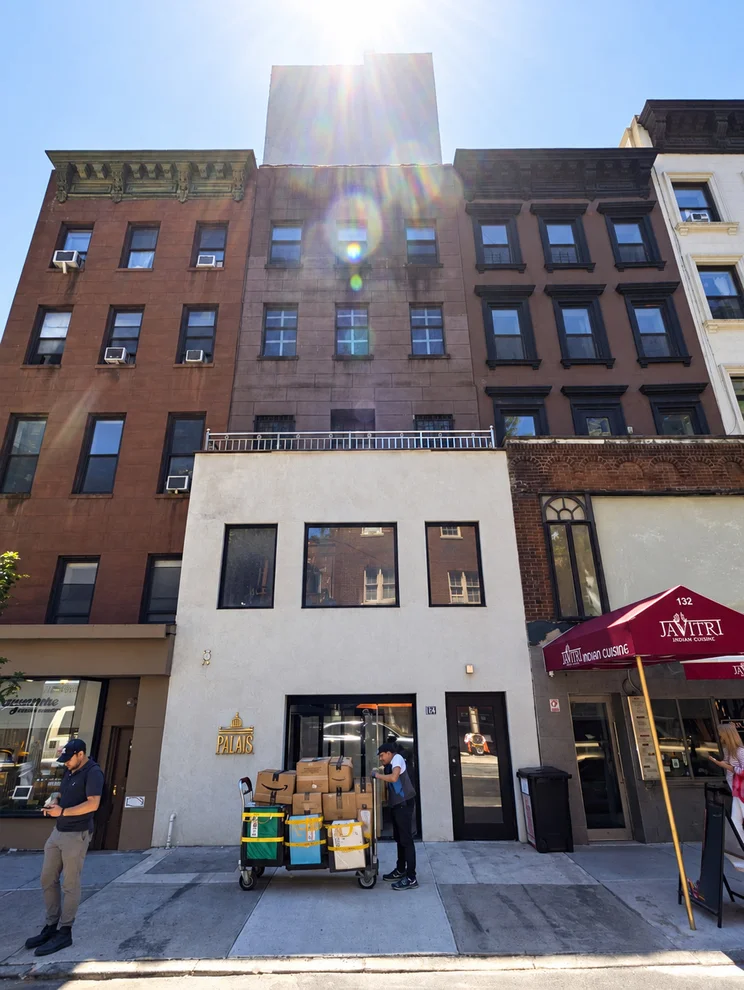 Unit for sale at 134 E 61st Street, Manhattan, NY 10065