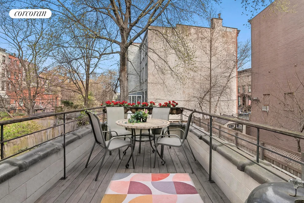 Unit for sale at 181 DEKALB Avenue, Brooklyn, NY 11205