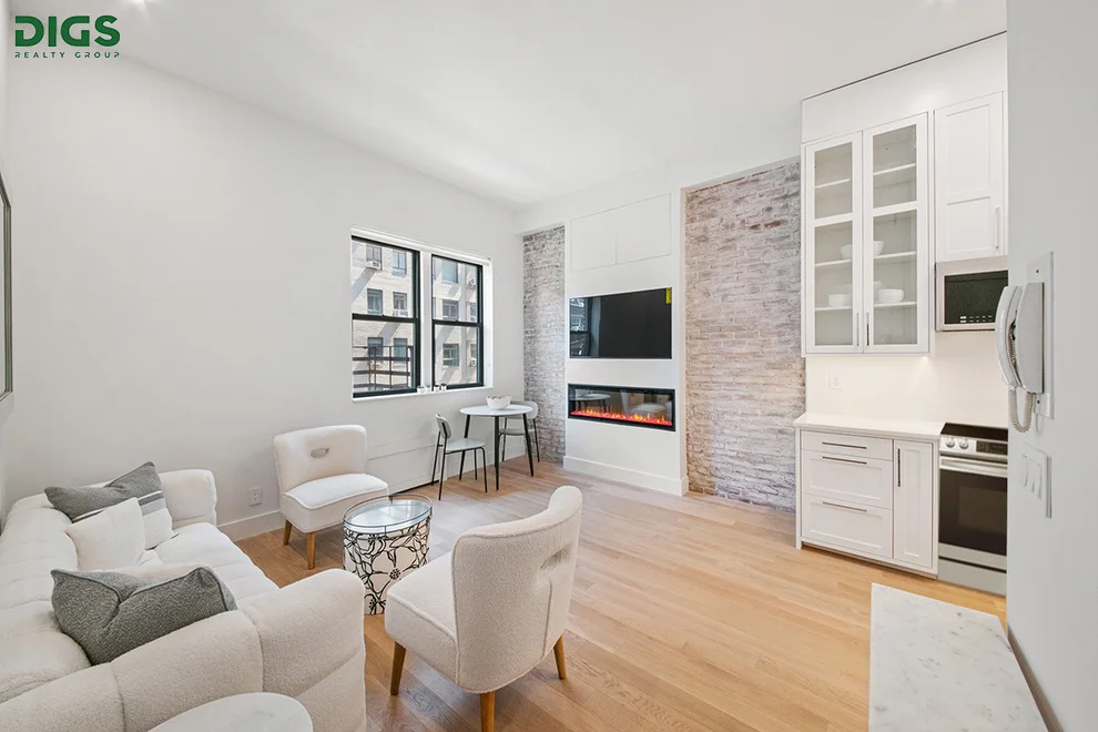 Unit for sale at 20 E 88TH Street, Manhattan, NY 10128