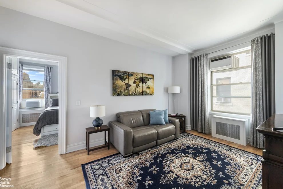 Unit for sale at 310 W 86TH Street, Manhattan, NY 10024