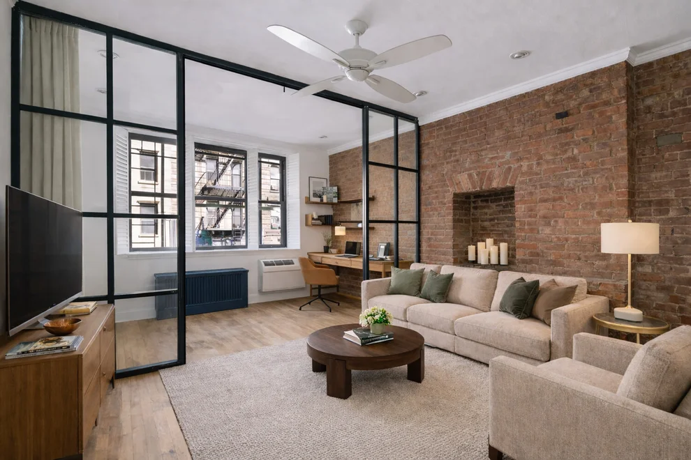 Unit for sale at 250 W 15TH Street, Manhattan, NY 10011