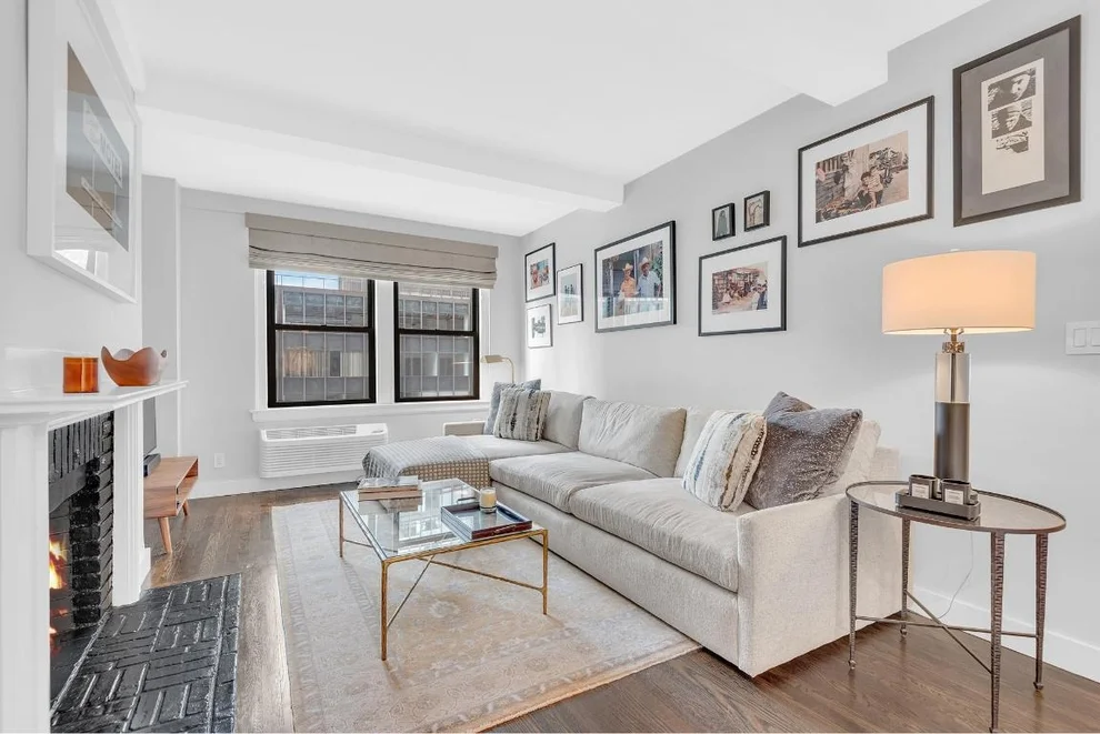 Unit for sale at 10 MITCHELL Place, Manhattan, NY 10017